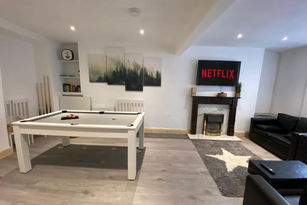 Brynhyfryd Cottage Aberaman Extérieur photo